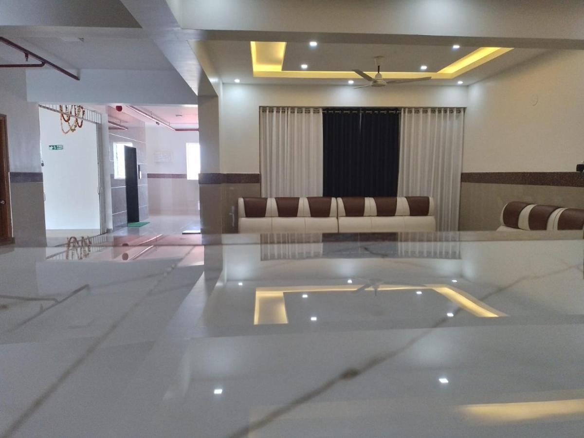 Dwarka Lodging & Boarding Mulki Экстерьер фото